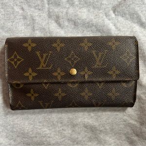 Authentic Louis Vuitton Long Trifold Monogram Wallet